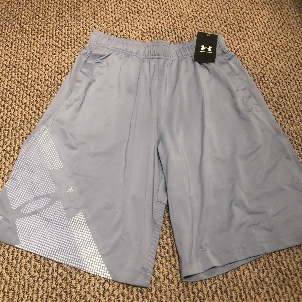 UNDER ARMOUR Athletic Shorts